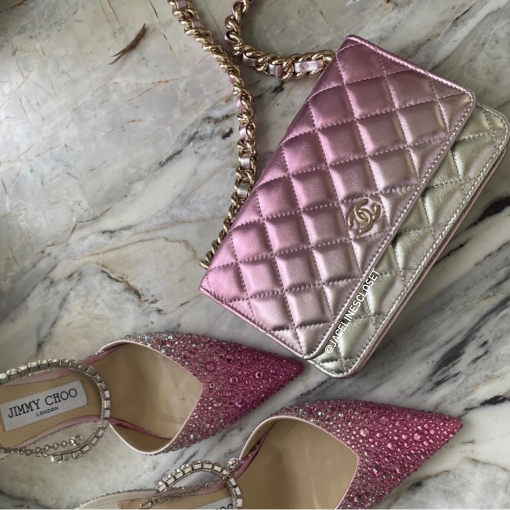 CHANEL Iridescent pink/silver WOC